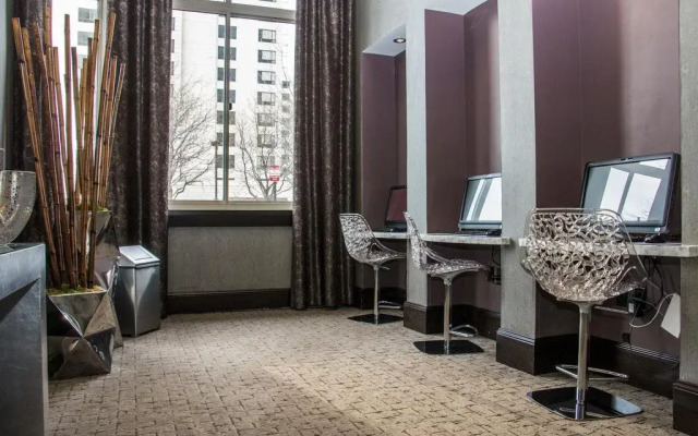 New York Area Modern Suites
