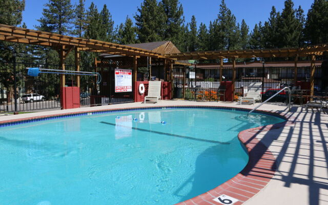Bluelake Inn at Tahoe