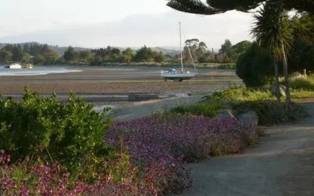 Estuary Overnight B&B