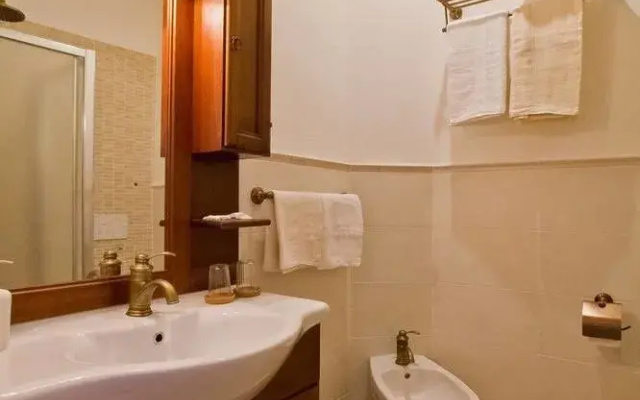 Golden Rooms Bed & Breakfast