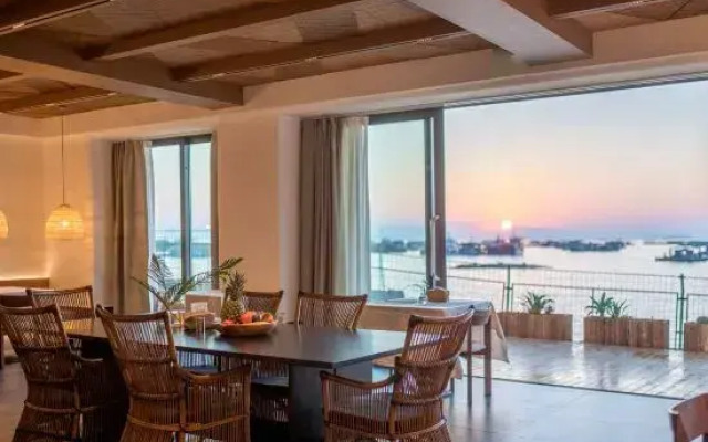 Miyue · ShenZhen Monemvasia Sea View Resort