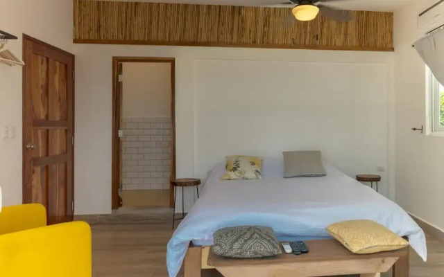 Aáki Hotel