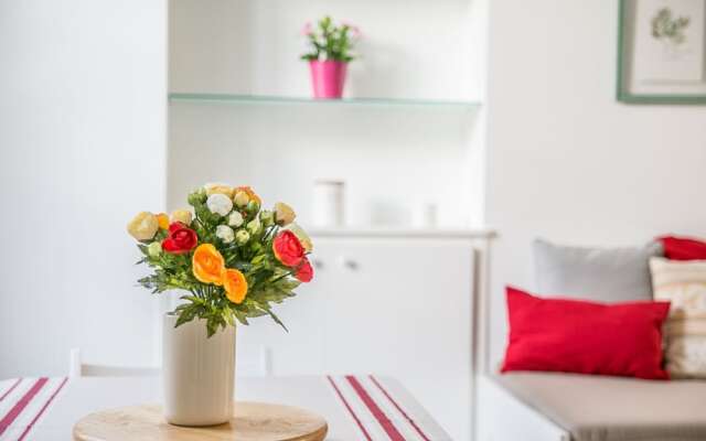 Large Comfortable Apartment in Bayeux