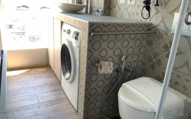 Luxury Studio Unique View Near Main Station