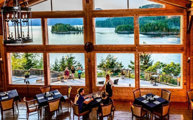 West Coast Wilderness Lodge