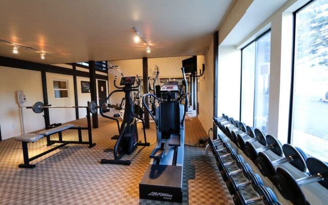 Summit #273 2 Bedroom Condo by RedAwning