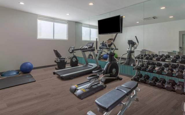 Holiday Inn Express Laguardia Airport by IHG