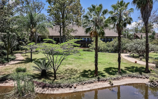 Safari Park Hotel And Casino