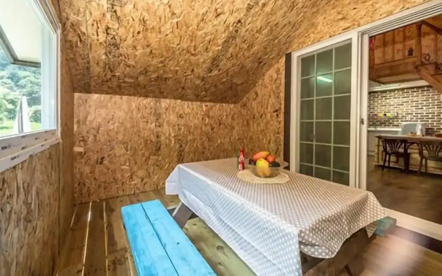 Gapyeong Pool Villa Aqua Velly Pension