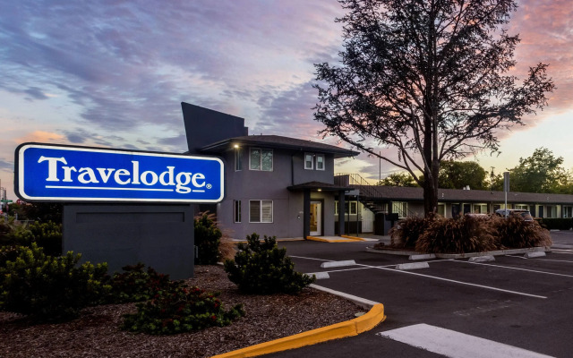 Travelodge by Wyndham Santa Rosa Wine Country