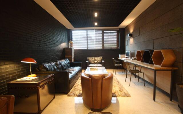 I.T.W. Hotel