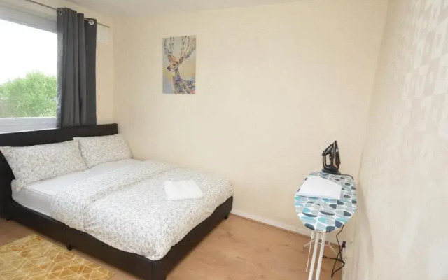 Beautiful Two Bedroom Flat in Brixton London