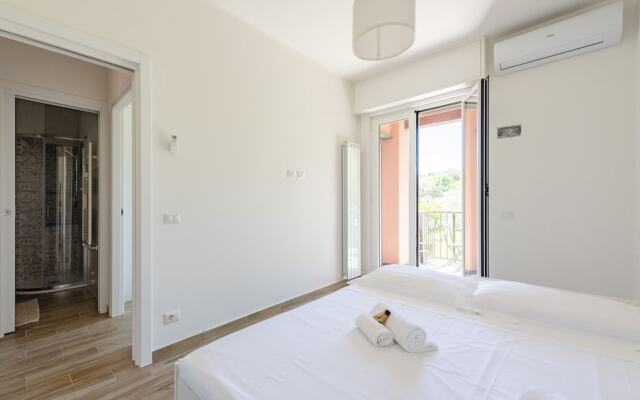 JOIVY Lele Apartment With Swimming Pool