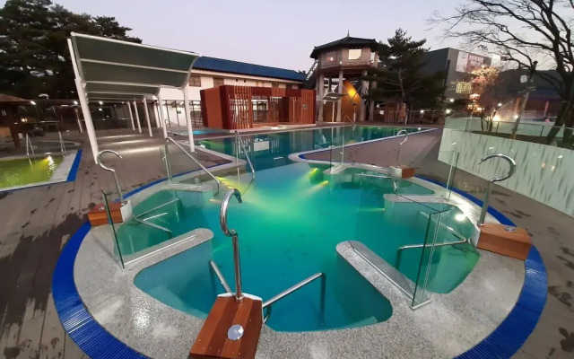 Cheoksan Hot Spring