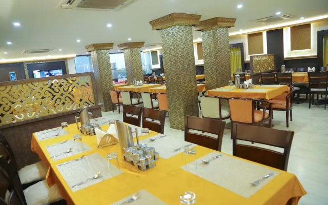 OYO 9646 Hotel Golden Pearl Inn