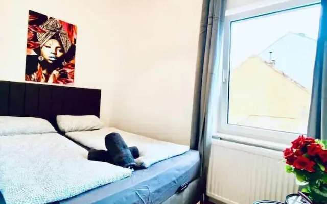 Spacious 4 BR Apt Perfect for Groups