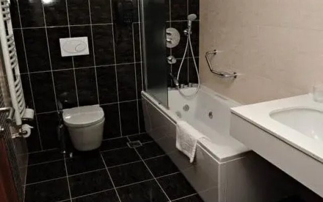Hotel President