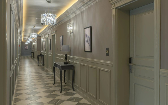 Aquamarine Hotel