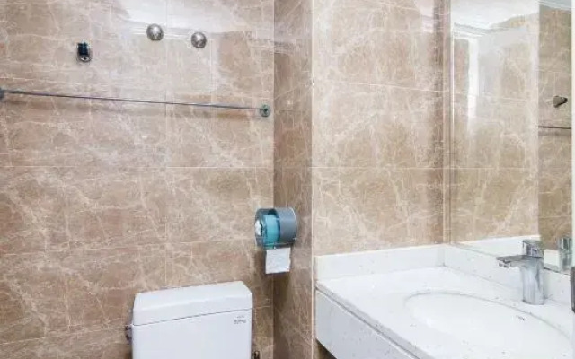Fanxi Serviced Apartment (Shenzhen Meilin Zhuoyuecheng Branch 2)