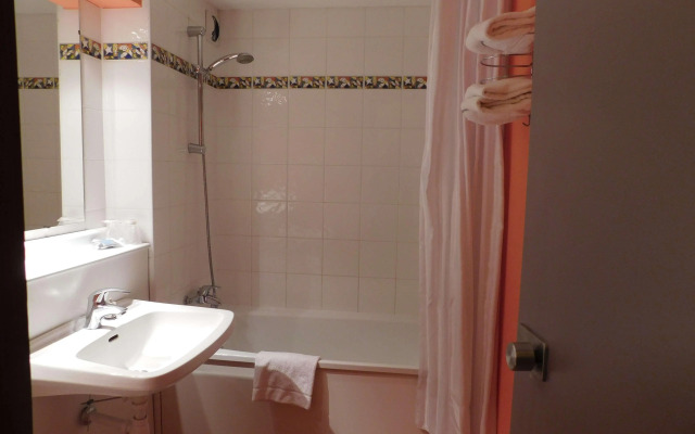 Kyriad BELLEGARDE  - Genève