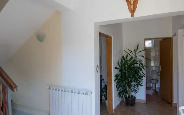 House Mirjana
