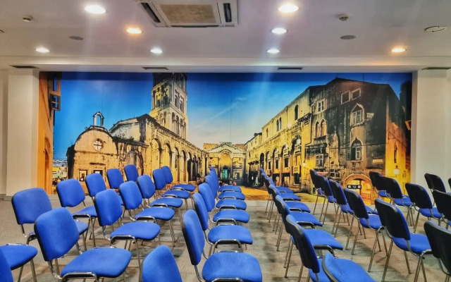 Hotel Jona
