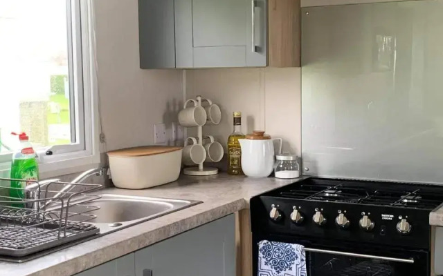 Skegness,North shore holiday park , new 8 berth caravan for rent