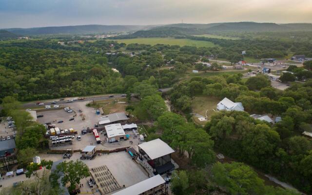 The White House on the Horseshoe