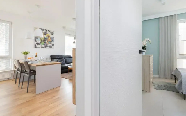 Łowicka 96 Gdynia Apartment by Renters Prestige