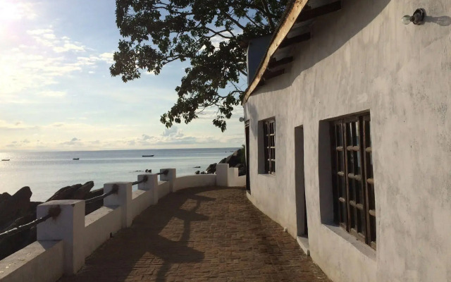 Njaya Lodge