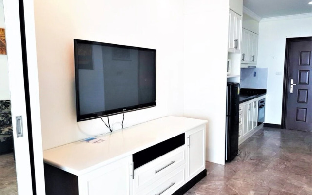 View Talay 8 Superb sea View Studio Apartment Pattaya