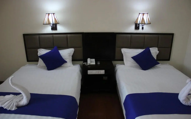 Blue Birds International Hotel