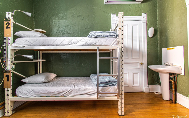 Auberge du Plateau - Hostel