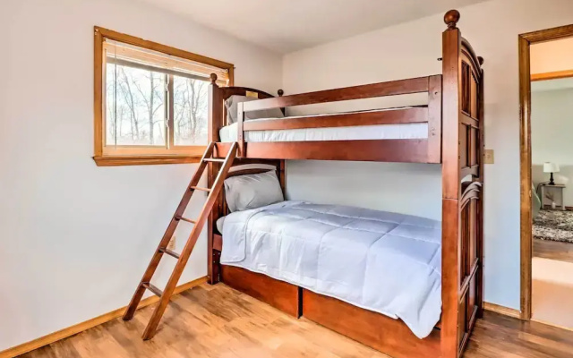 Tobyhanna Home w/ Game Room & Fire Pit