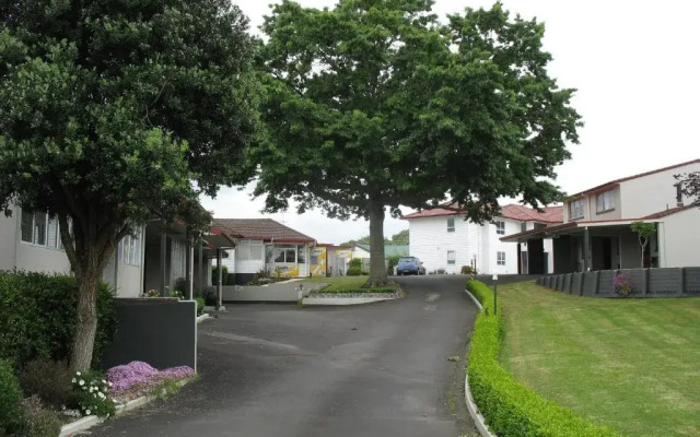 Touchwood Motor Lodge