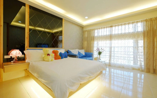 Mimi's house