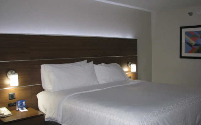 Holiday Inn Express Pigeon Forge/Near Dollywood by IHG