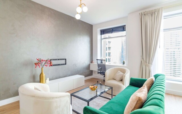 Luxurious 2BR apartment in Dubai Marina