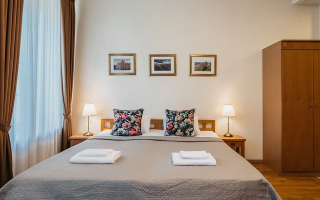 Cathedral Apart-Hotel