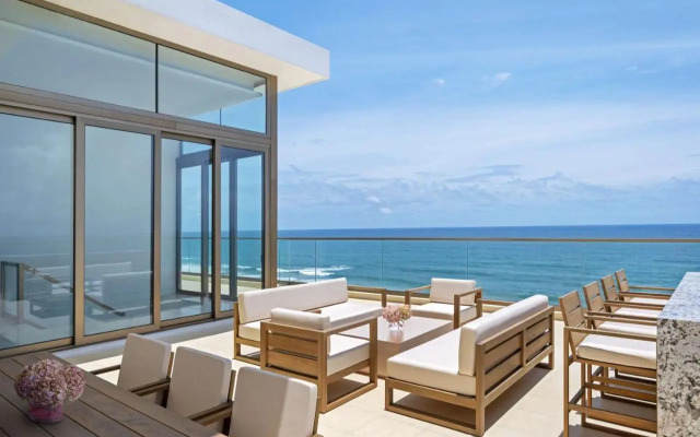 Radisson Collection Resort
