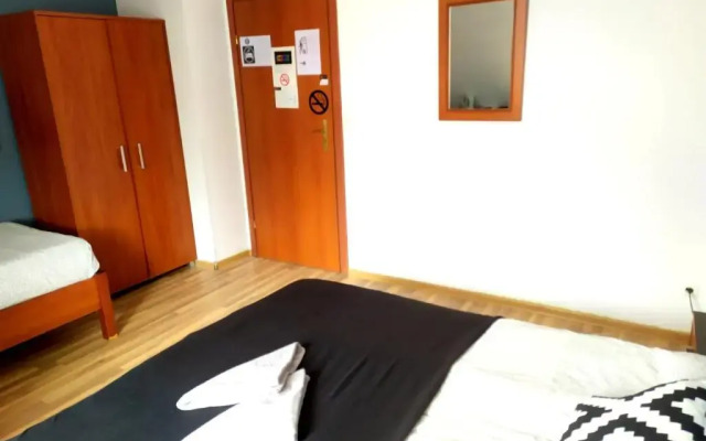 Economic Color Apartment