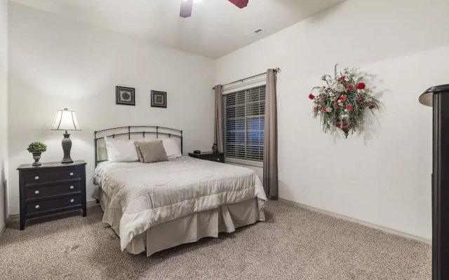 Silver Dollar Hideaway in Stonebridge Community