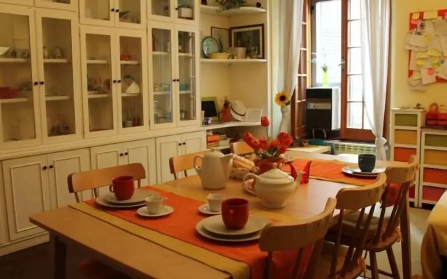 Leone Guesthouse