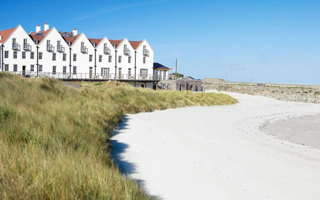 Braye Beach Hotel