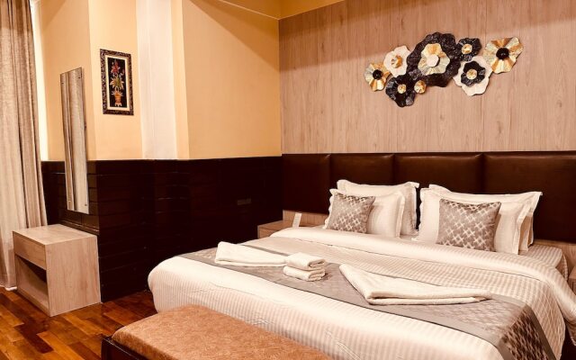 Silver Cloud Hotel
