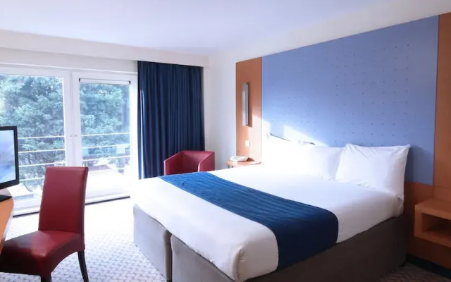 hotelImage