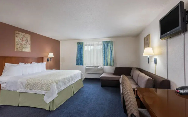 Days Inn Greenfield