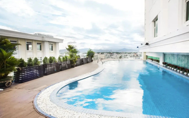 Vinh Trung Plaza Apartments - Hotel