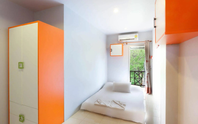 Luna Guesthouse and Travel