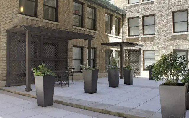 Woodward Building by Global Serviced Apartments